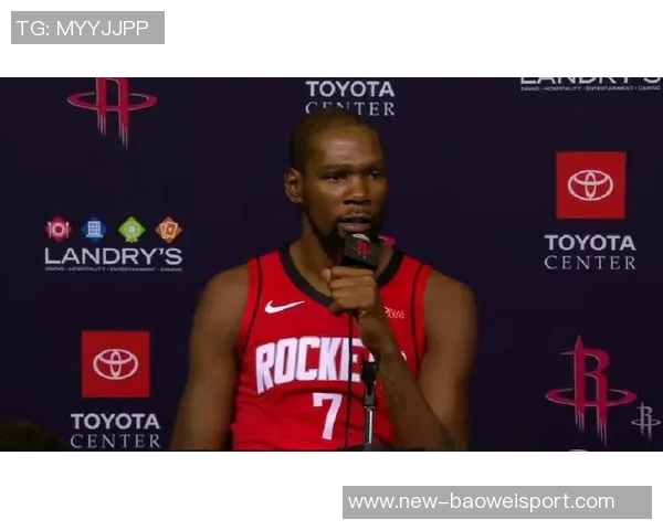 杜兰特强调申京的重要性期待他在内线突破和三分投射中发挥更大作用 杜兰特强调申京的重要性期待他在内线突破和三分投射中发挥更大作用