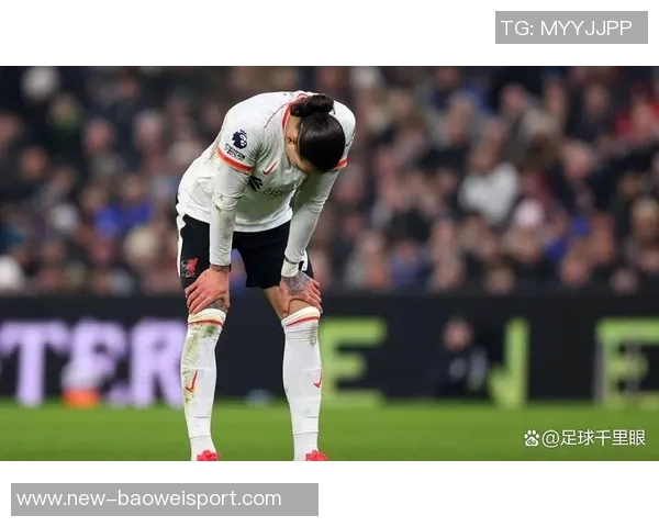 斯洛特谈伊萨克琼斯缺阵维拉比赛意外被问合同问题