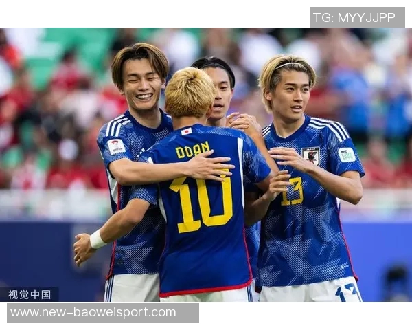 上田绮世状态火热半场梅开二度助力球队领跑荷甲射手榜 上田绮世状态火热半场梅开二度助力球队领跑荷甲射手榜