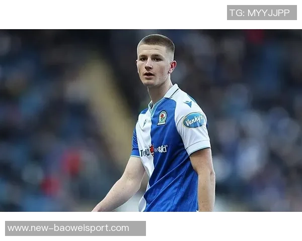 英格兰队今日训练迎来U20小将莱西塞缪尔坎贝尔强势加盟