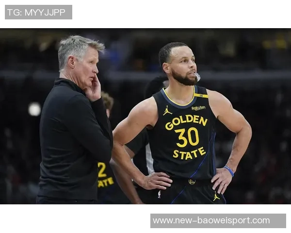 库里股四头肌受伤将缺席约一周球迷松一口气无更严重问题 库里股四头肌受伤将缺席约一周球迷松一口气无更严重问题